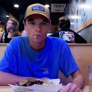 Meet your Posher, Robby